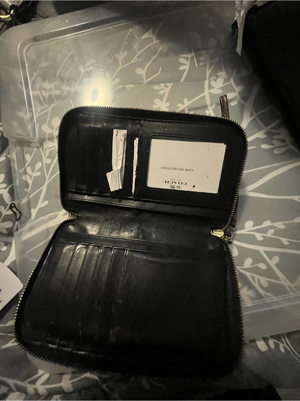 Coach Metallic Gold Leather Wallet with Snap Tab used - Picture 4 of 4